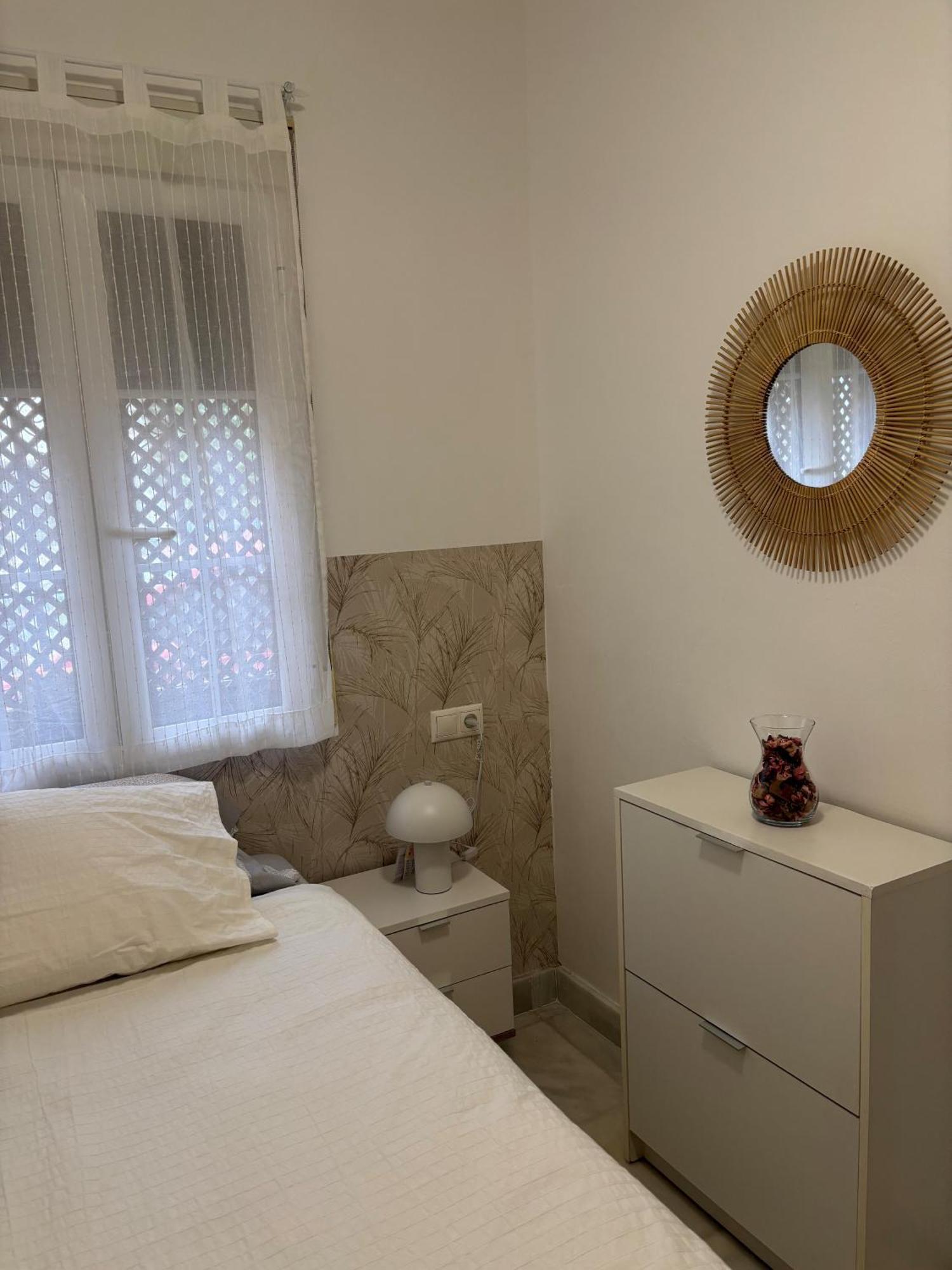 Appartement Bonito Y Muy Fresco En Nervion De Dos Y Dos Banos *