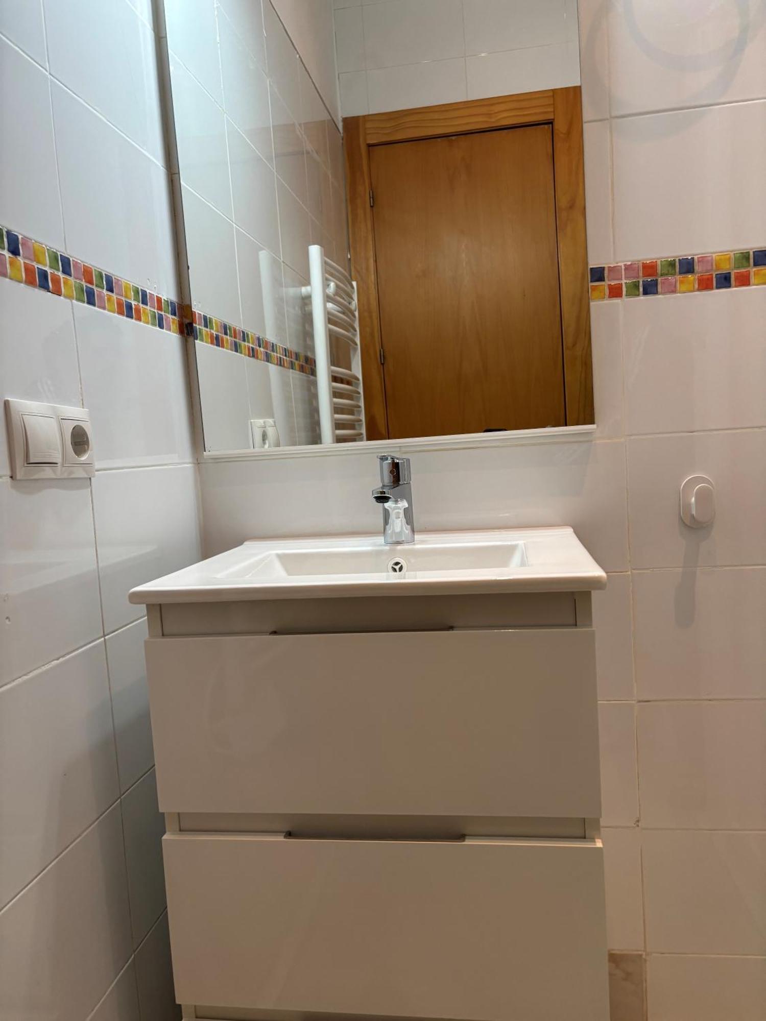 Bonito Y Muy Fresco En Nervion De Dos Y Dos Banos Appartement Séville