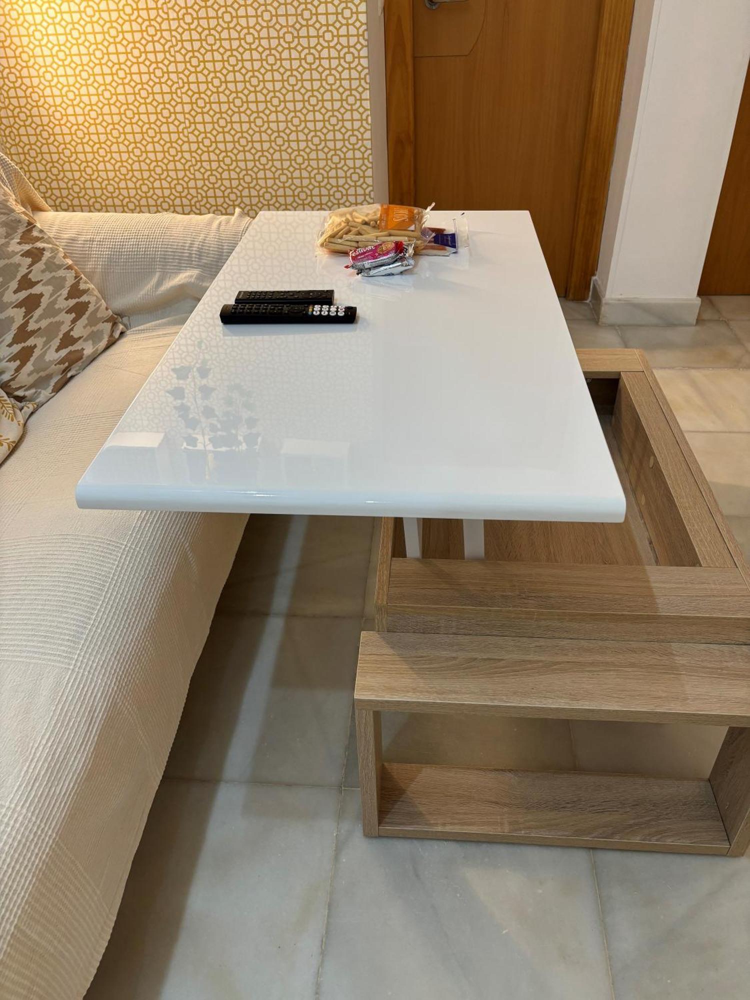 Appartement Bonito Y Muy Fresco En Nervion De Dos Y Dos Banos